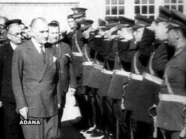Ataturk3 zps6d41d9fe "Asker ve Devlet Adamı Atatürk" Panelinden Atatürk Resimleri